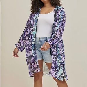 - NWT Torrid 3X HOODED ANORAK KIMONO CHIFFON PALMS PURPLE TUNIC